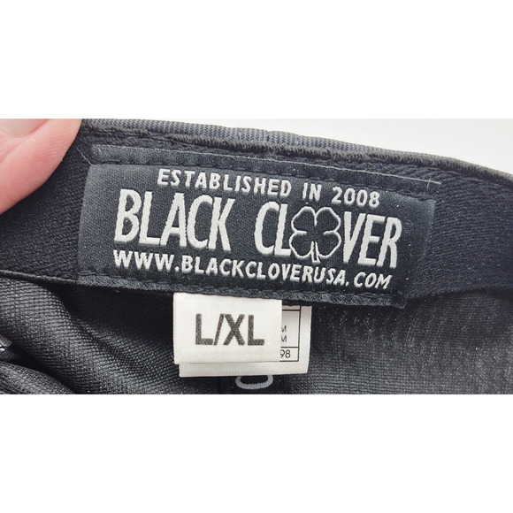 Black Clover Live Lucky Hat Cap Gray Yellow Logo Fitted L/XL Golf Club Wear - Picture 10 of 12